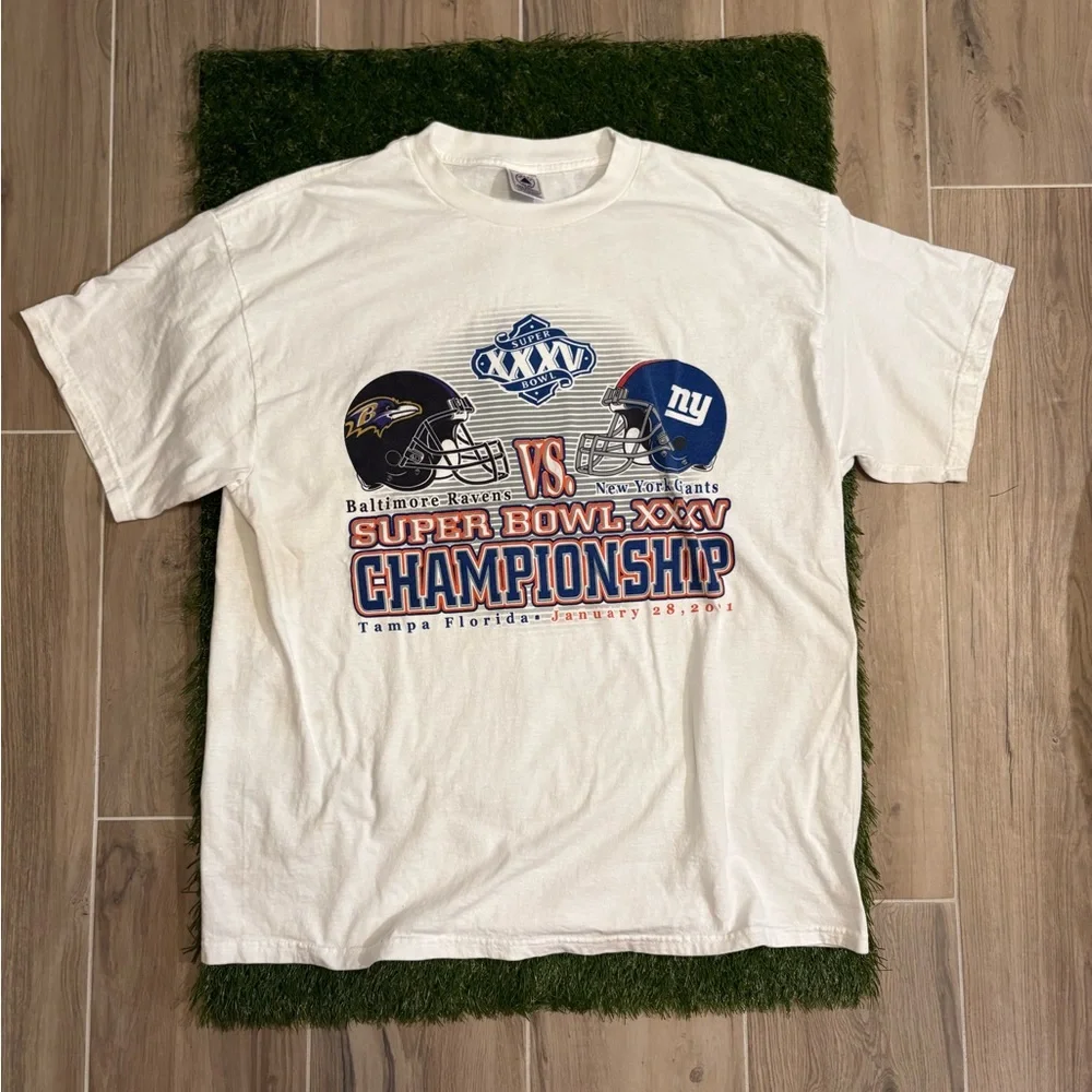 Delta White Pro Weight T-Shirt - Picture 1 of 5